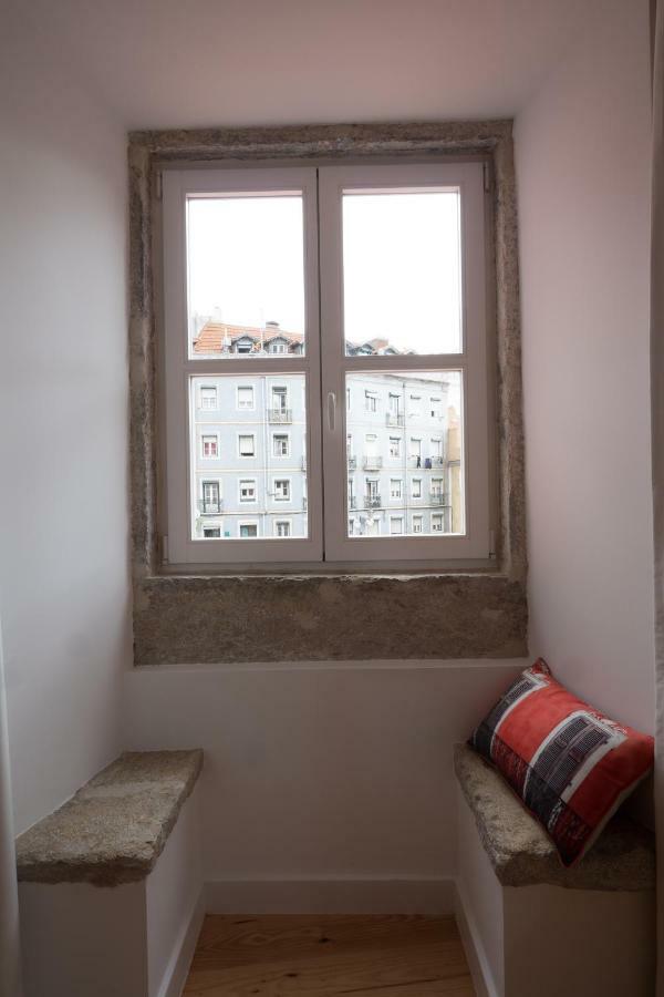Sunshine House - Exclusive Apartment - Home By The Castle Lisbon Exterior photo